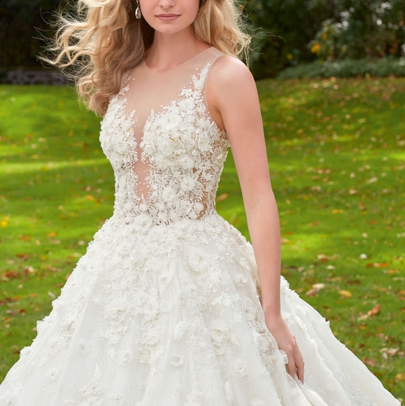 MORI LEE Madeline Gardner | Maritza Wedding Dress | Ivory/Champagne - Picture 3 of 6